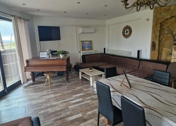 Apartment Szelek Palotaja Ecs